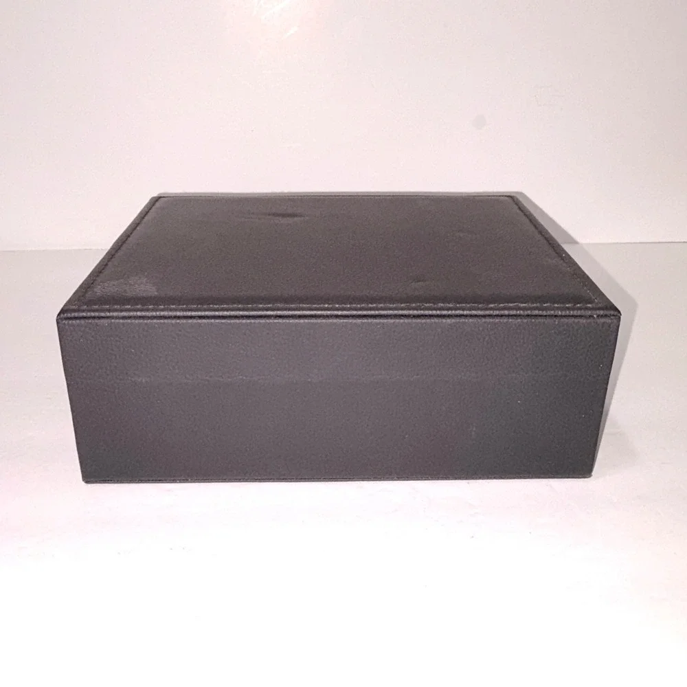 N/A black faux